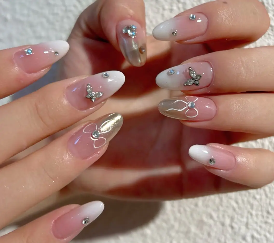 ネイル ハンドネイル ハンドケア 🍑 momo_nailのネイルデザイン