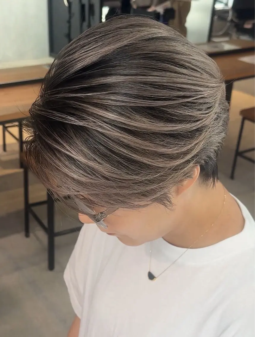 【メンズ限定】 バレイヤージュカラー+ダメージ補習トリートメントの写真