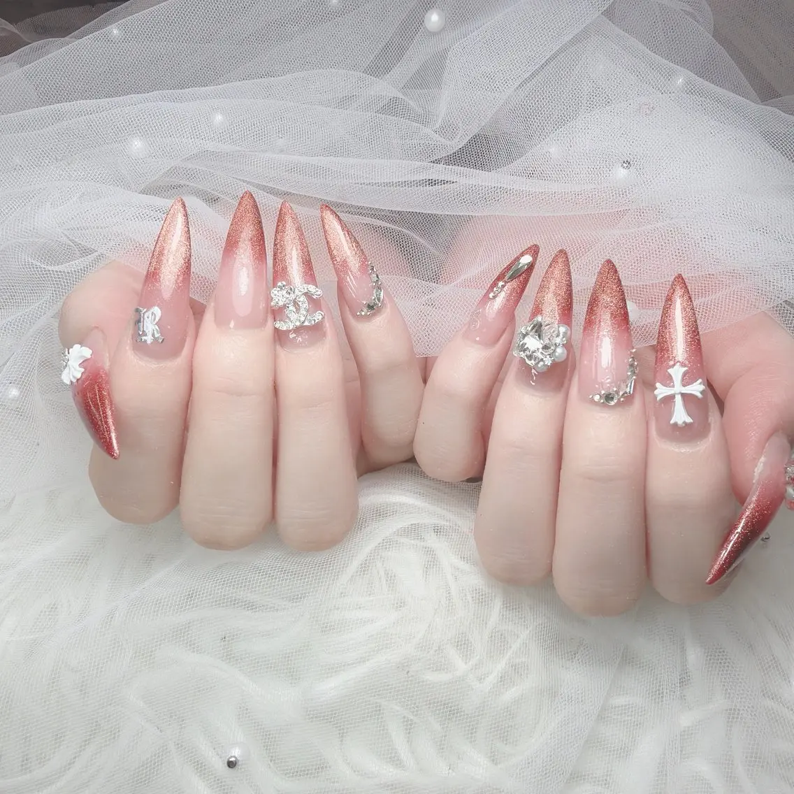 ネイル アートネイル ジェルネイル 韓国ネイル リボン ワンホンネイル ハンドネイル Lana Nailのネイルデザイン