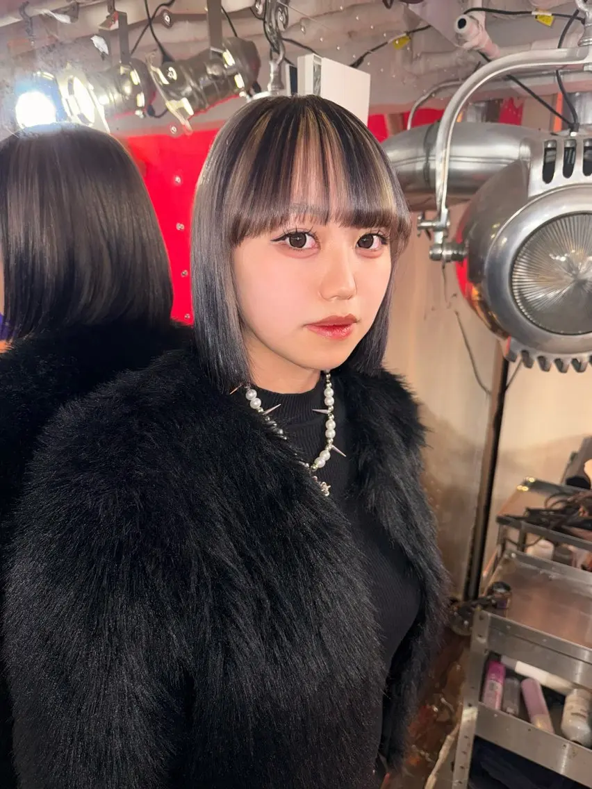 カラー ブリーチ デザインカラー ヘアカラー トリートメント ヘアセット HARUNA/原宿/ デザイン/カットのヘアスタイル
