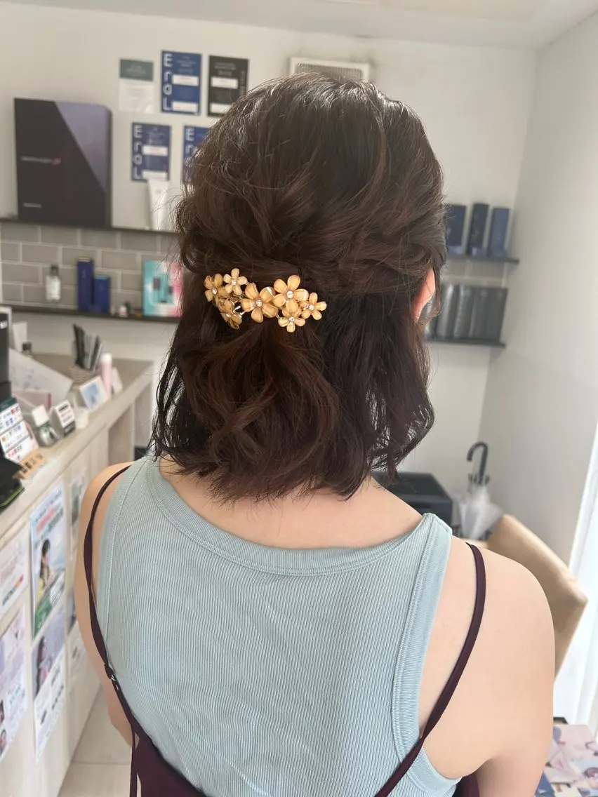ヘアアレンジ ハーフアップ 結婚式・ブライダル 栗田 優月のヘアスタイル