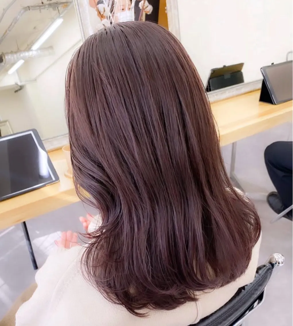 セミロング 🧸🍯ダブルカラー モデルmio🍯🧸のヘアスタイル