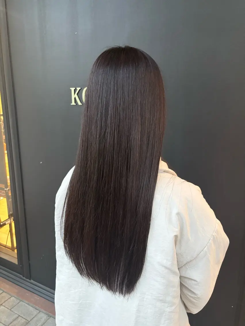 カラー ヘアカラー トリートメント しおり🍬 KOKORO🤍のヘアスタイル