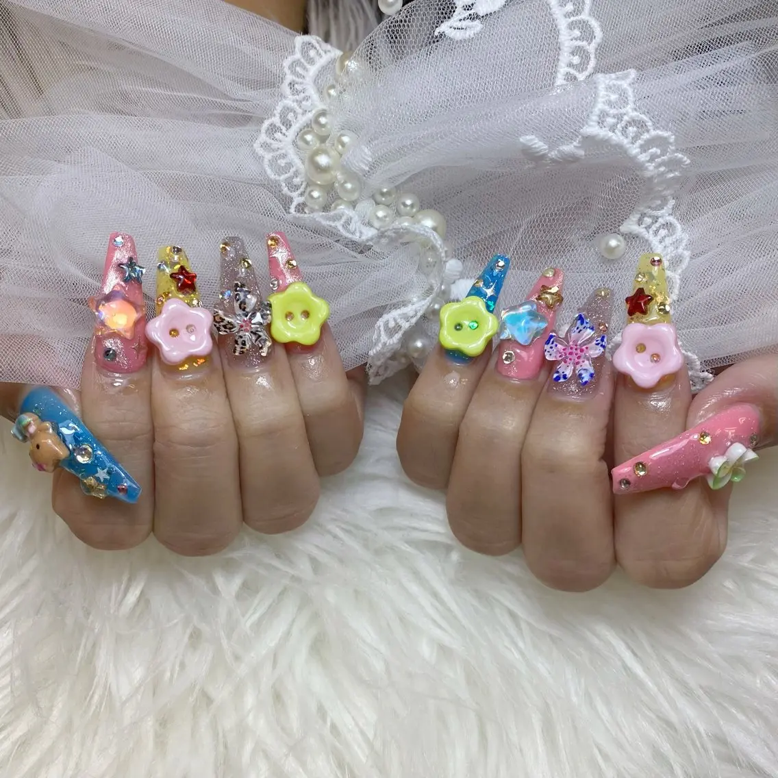 ネイル ハンドネイル ハンドケア Anh Nail 歌舞伎町のネイルデザイン