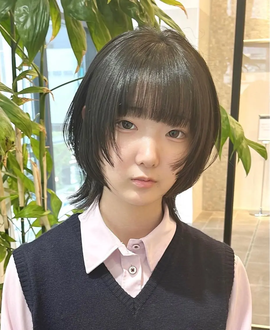 ショート ボブ ウルフカット 大阪ウルフカット 🐺デザインカラーのヘアスタイル