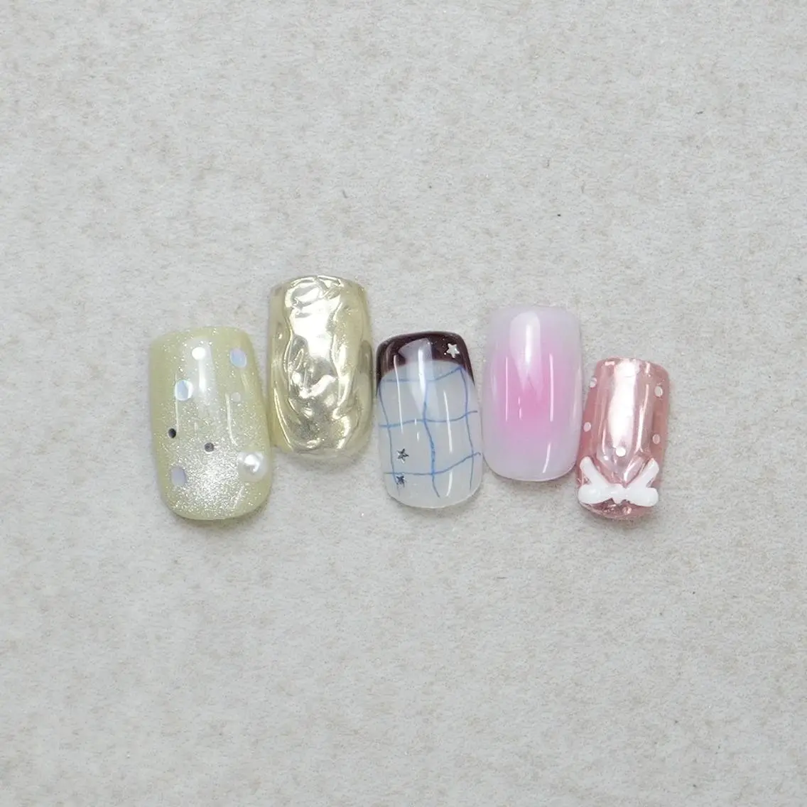 ネイル Y Harunaのネイルデザイン