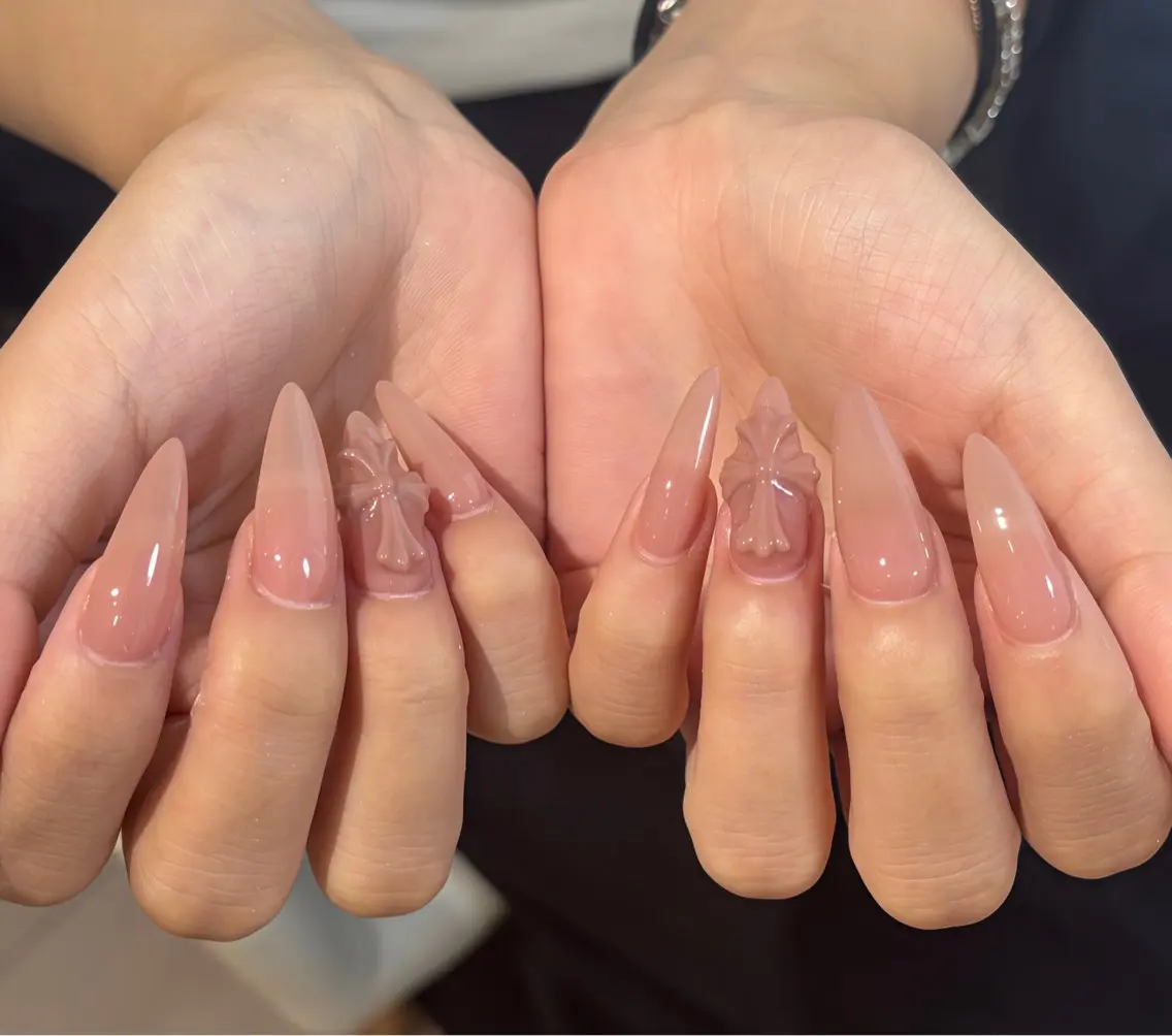 ネイル アートネイル オーロラネイル チークネイル 長さ出し フレンチネイル ハンドネイル ハンドケア Yumi Nail Seiのネイルデザイン