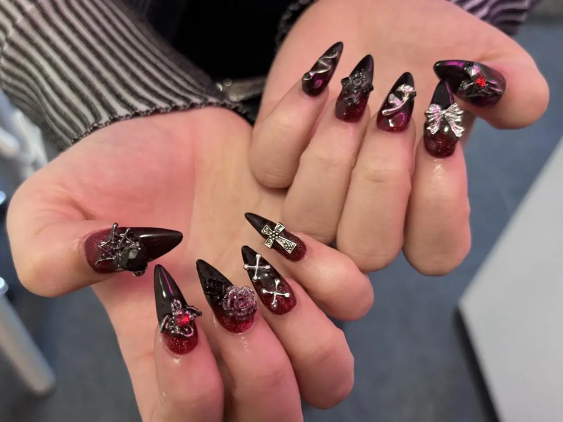 ネイル 長さ出し グラデーション 卒業式 キラキラネイル マグネットネイル RiRi Belle Nail池袋のネイルデザイン