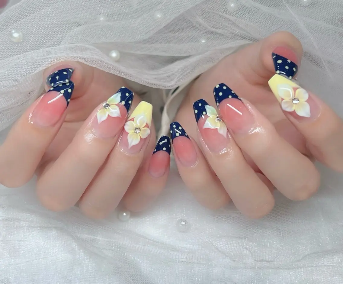 ネイル 🎀Lilla💎 Nail Salonのネイルデザイン