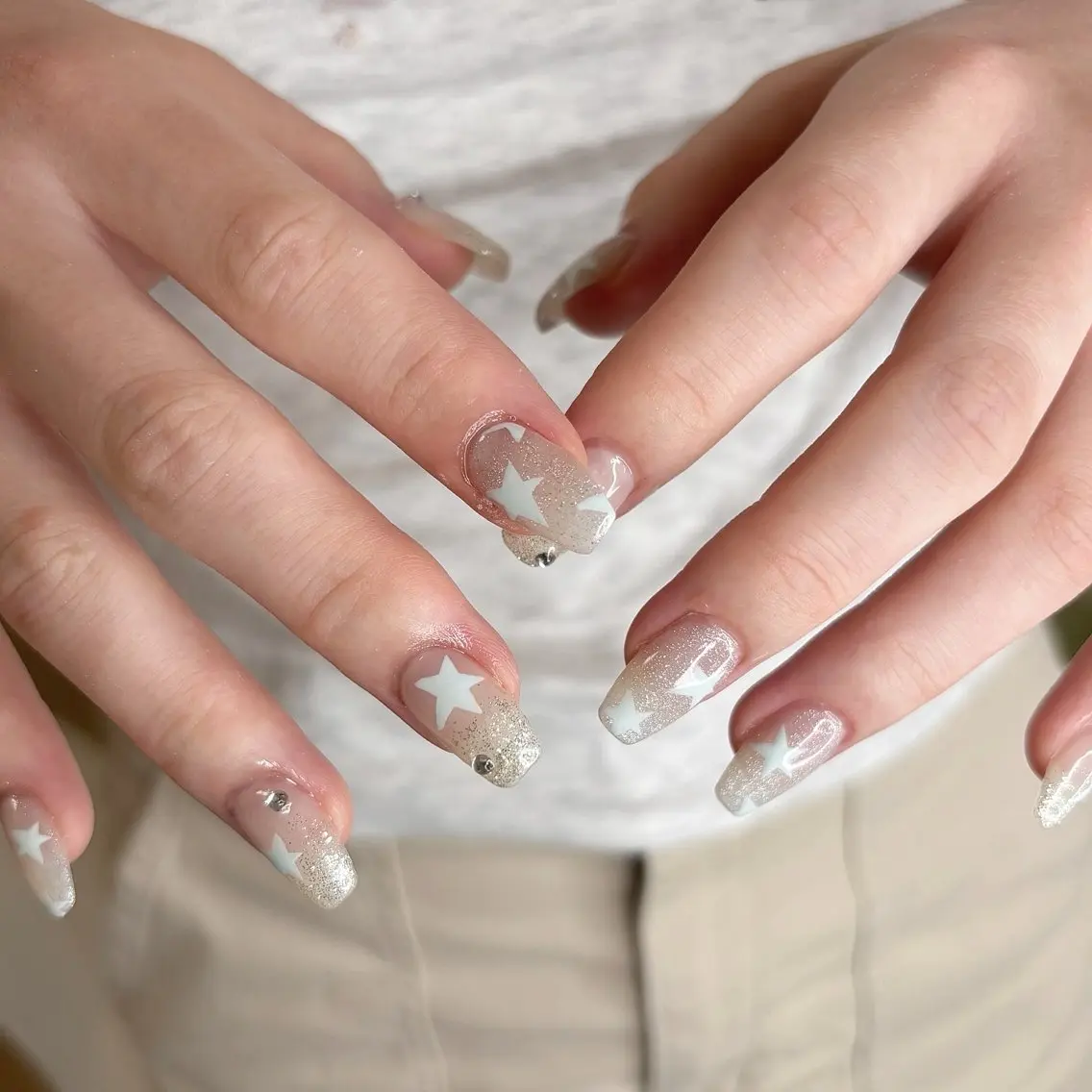 ネイル moi nail ˙⋆.˚のネイルデザイン