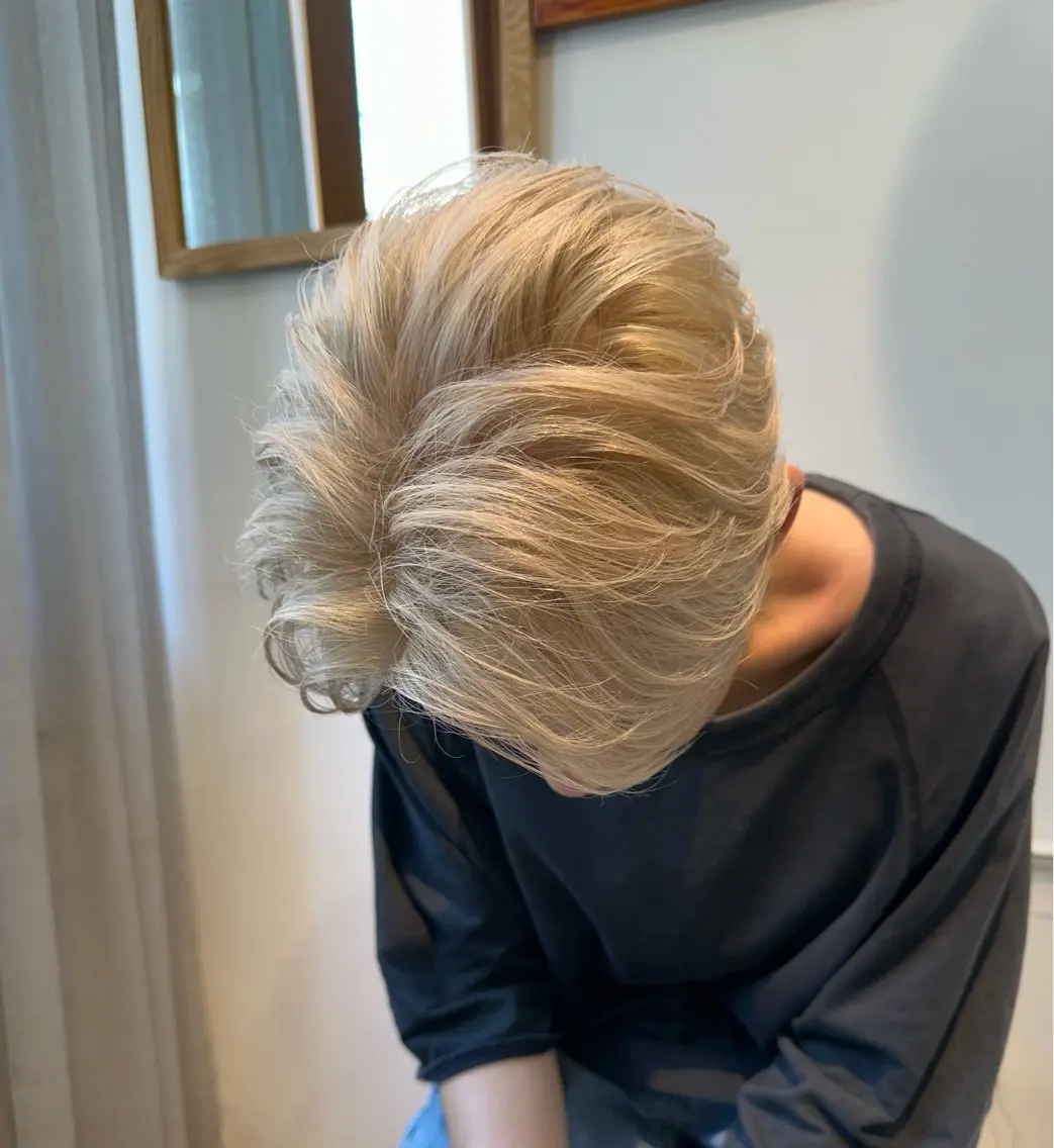メンズカット＋2ブリーチ＋カラーの写真