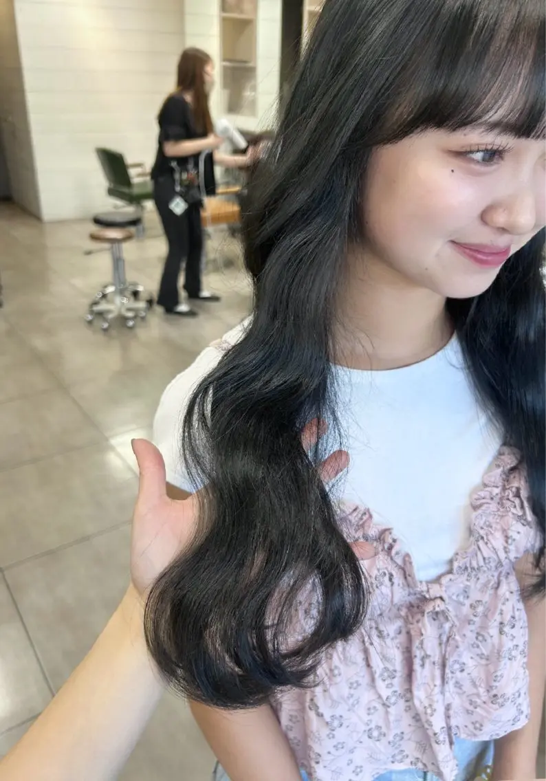 ロング ロング カット ヘアカラー レイヤー/艶髪カラー 森本くるみのヘアスタイル