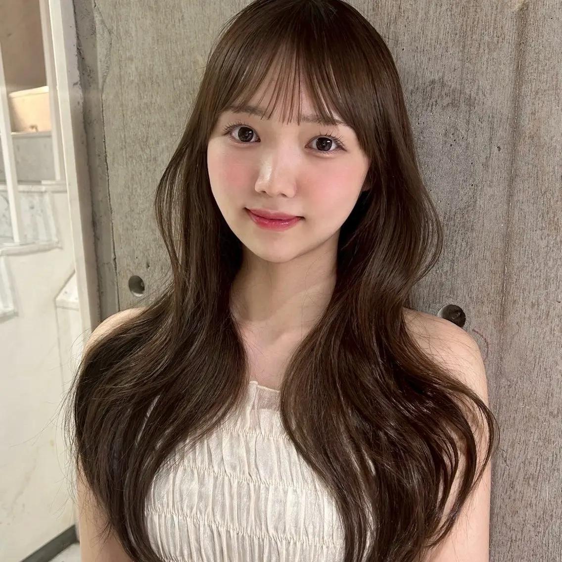 ロング カラー ベージュカラー 透明感カラー ダブルカラー オリーブベージュ レイヤーカット ヘアカラー 柔らかいガーリーヘア 🎀Mahiroのヘアスタイル