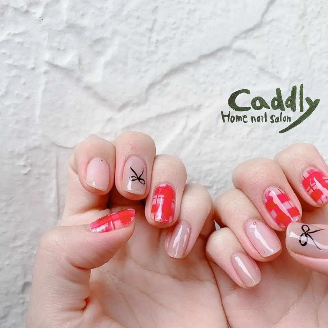 ネイル 持ち込み リボン caddly naoのネイルデザイン