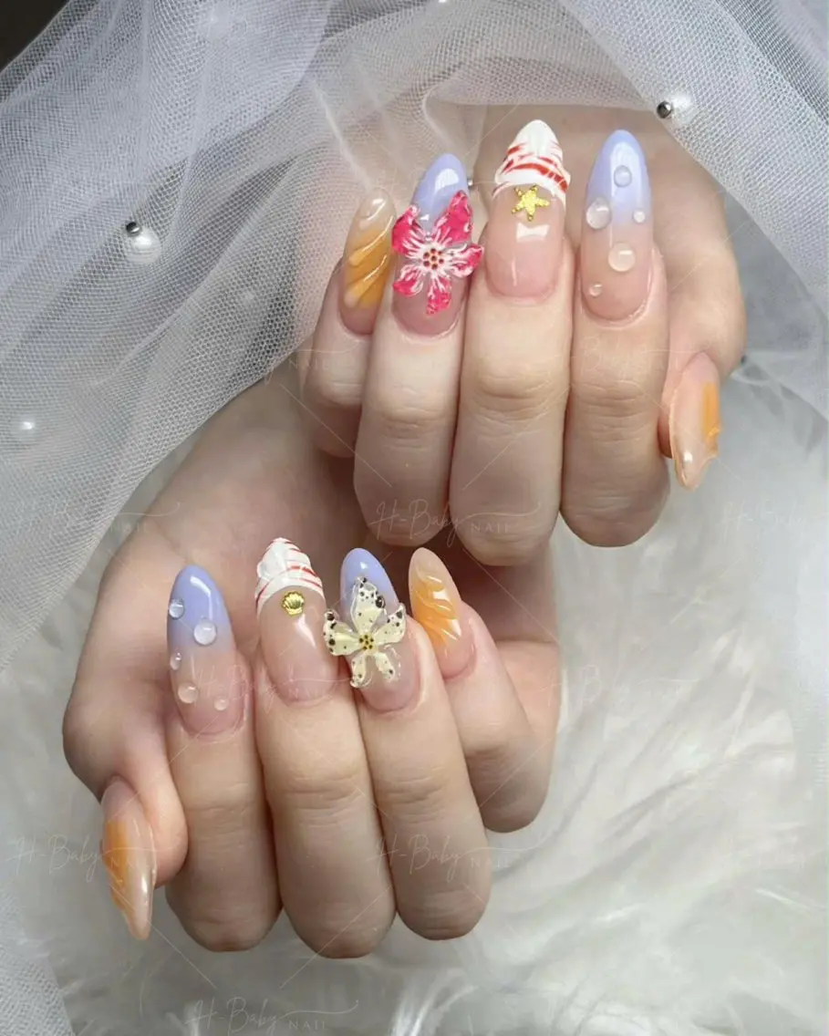 ネイル フレンチネイル ジェルネイル ガラスフレンチ ハロウィン ハート H.baby Nail Salonのネイルデザイン