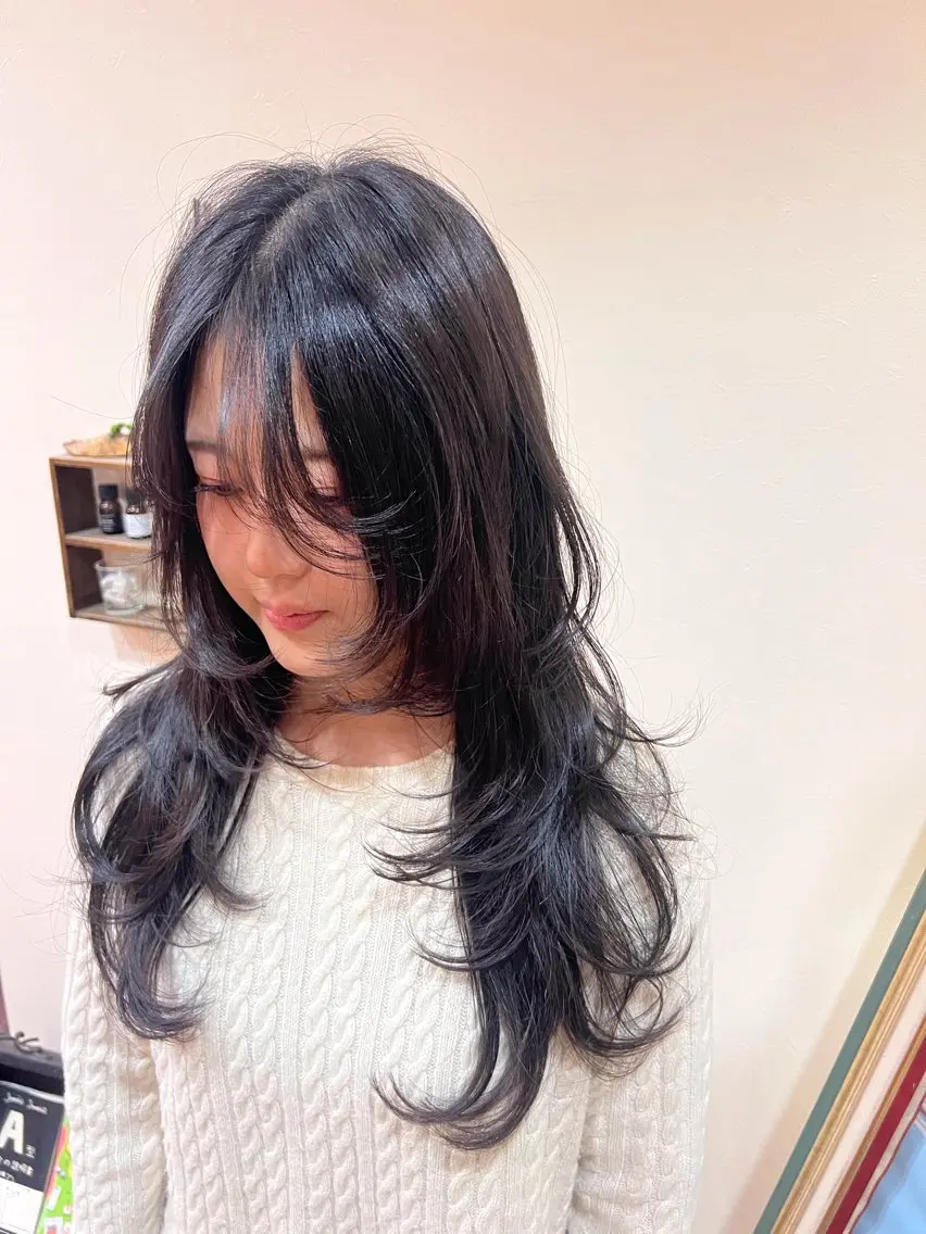 ロング レイヤーカット カット 韓国スタイル🫧 サーシャのヘアスタイル