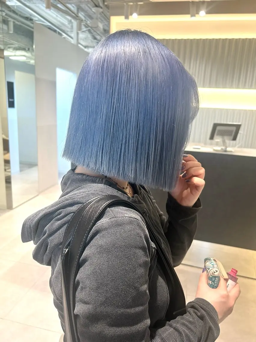 ショート カラー 🫒オリーブ/透け感 レイヤー🌿モエカのヘアスタイル