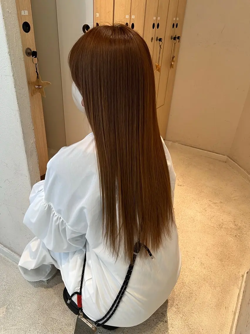 ロング 髪質改善/酸性ストレ ート/ブリーチ縮毛のヘアスタイル
