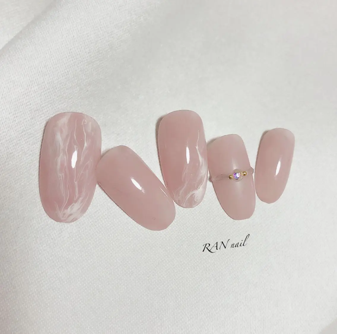 ネイル フットネイル 大理石ネイル(マーブル) オフィスネイル シンプルネイル 春ネイル ハンドネイル フットネイル RAN nailのネイルデザイン