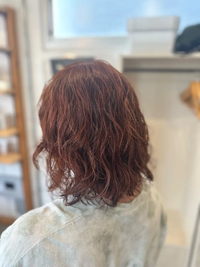 ミディアム カラー レッドカラー ヘアカラー 松本 莉央のヘアスタイル