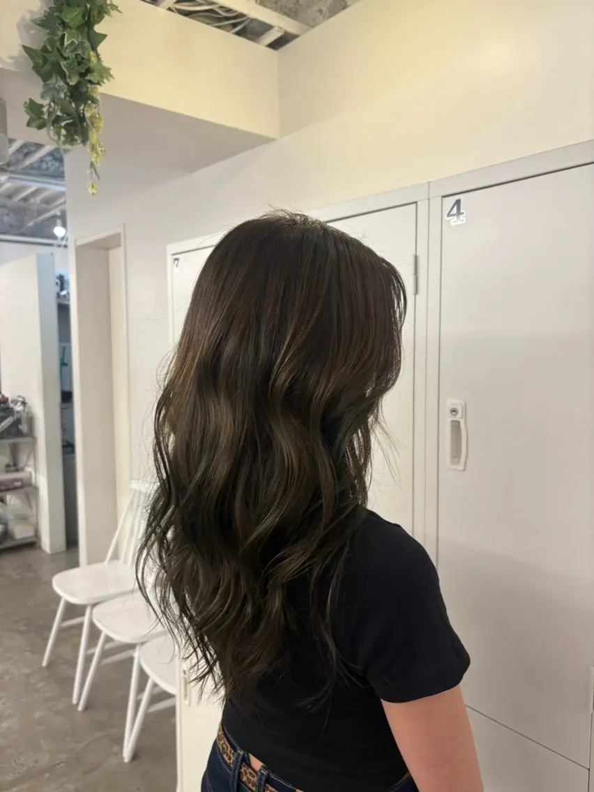 セミロング ヘアカラー トリートメント OMURA MINORIのヘアスタイル