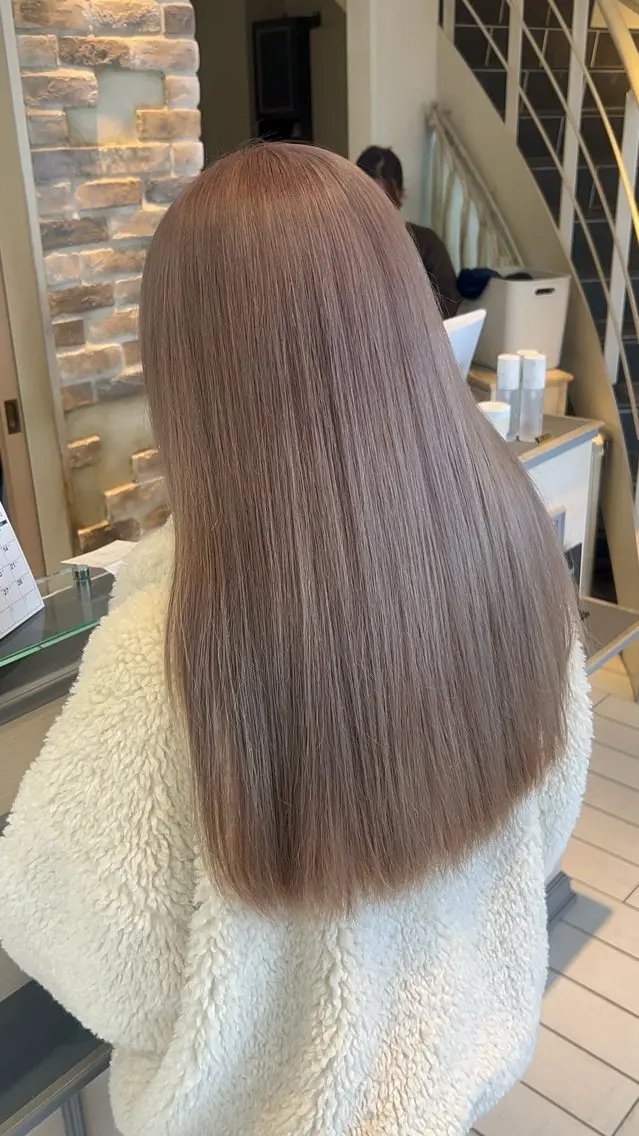 カラー ベージュカラー ハイトーンカラー ミルクティーベージュ みか ✩⡱のヘアスタイル