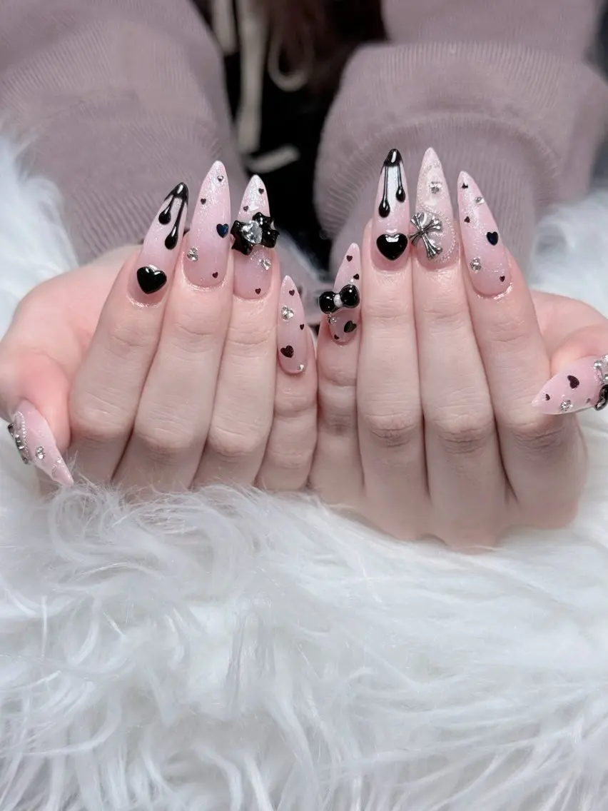 ネイル ボルドー チークネイル 長さ出し フレンチネイル ジェルネイル ハンドネイル VANI Belle Nailのネイルデザイン