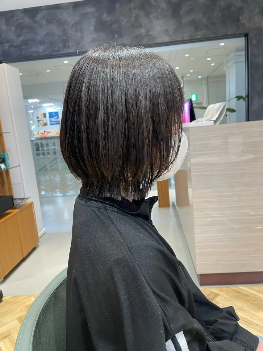 ミディアム カット ナチュラルカラー 児玉優香のヘアスタイル