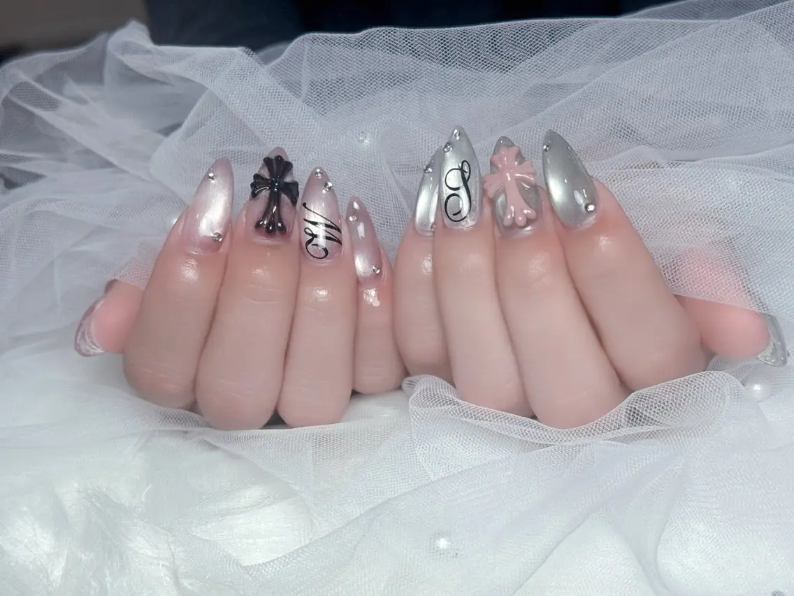 ネイル ハンドネイル LANA NAILのネイルデザイン