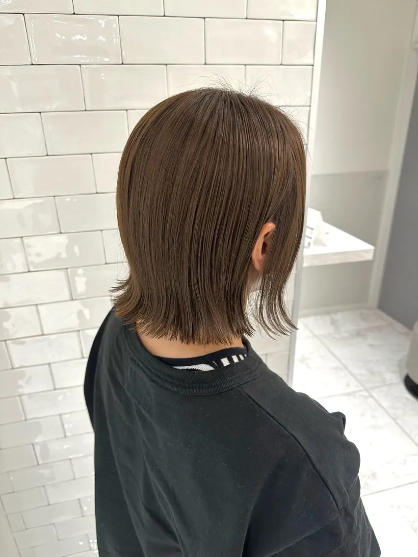 ミディアム カラー 切りっぱなしボブ グレージュ オリーブグレージュ オリーブグレー ボブ カット ヘアカラー SALOWIN大宮 /KYOHEI✂️のヘアスタイル