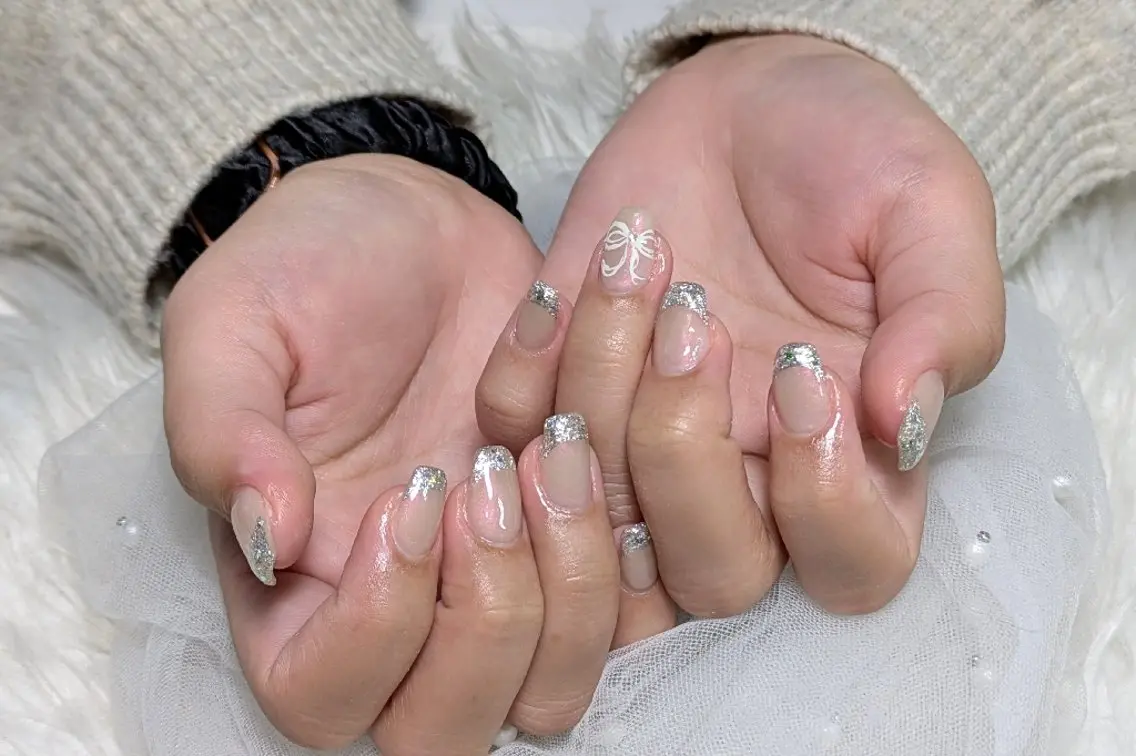 ネイル フレンチネイル ガラスフレンチ ハンドネイル m&pPrivate nailsalonのネイルデザイン