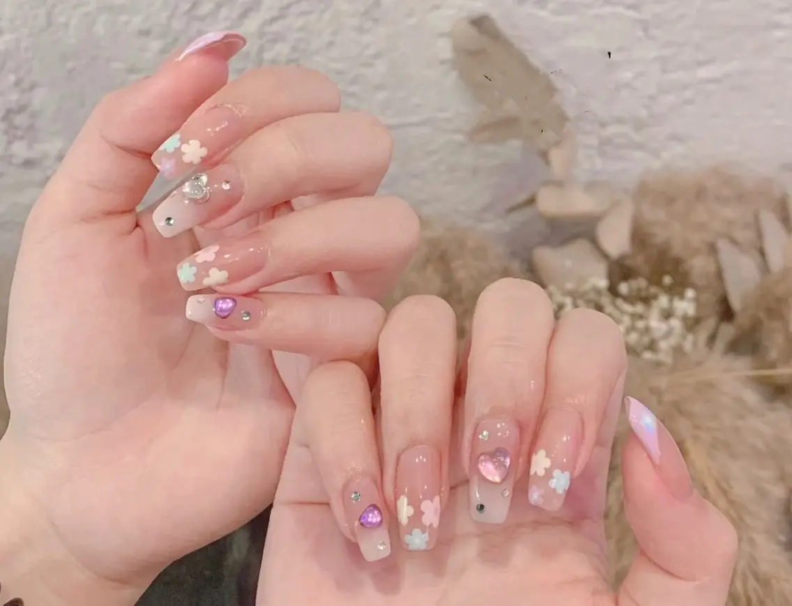 ネイル D-BEAUTY Nailsalonのネイルデザイン