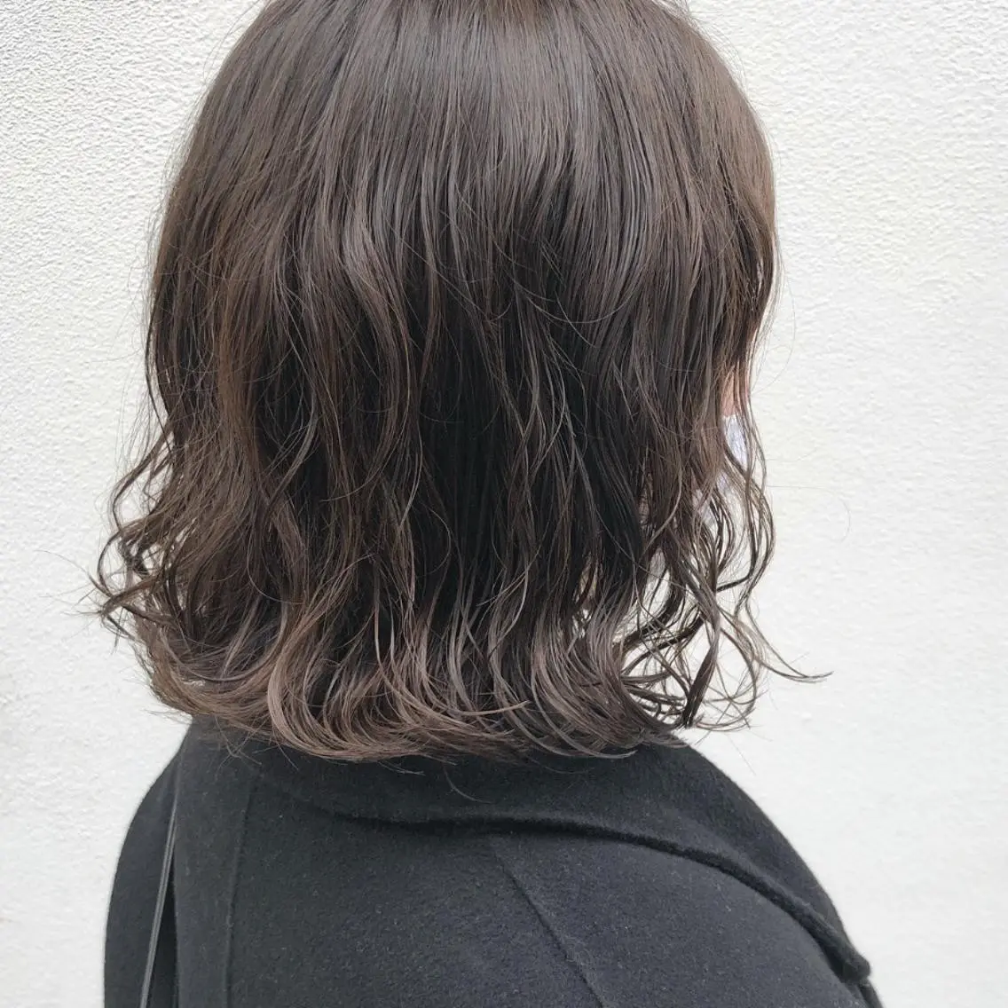 ショート カラー パーマ グレージュ 外ハネヘア カット パーマ トリートメント 透明感・艶カラー/ 坂田友梨奈のヘアスタイル