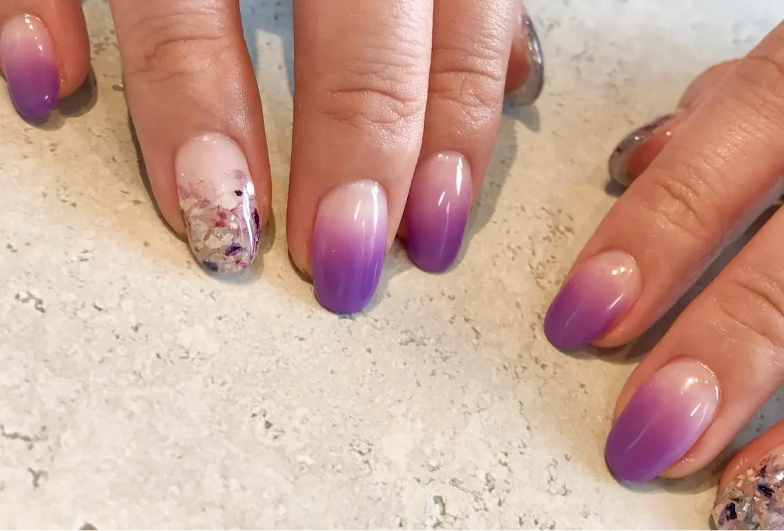 ネイル フラワーネイル グラデーション ハンドネイル Baden Nail ﾊﾞ-ﾃﾞﾝ ﾈｲﾙのネイルデザイン