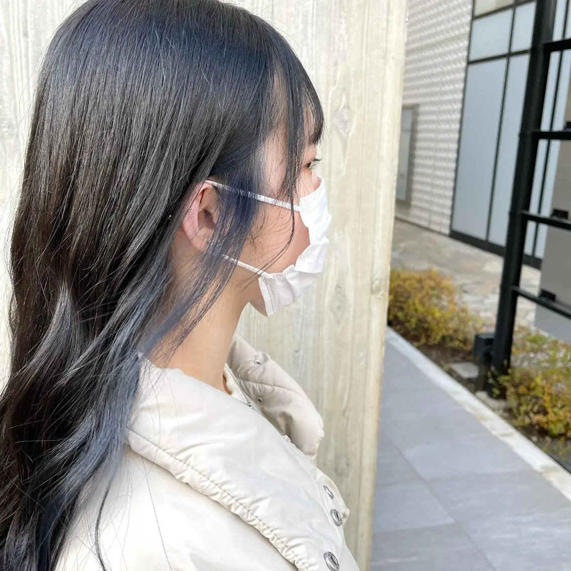 ロング カラー ブリーチ ネイビーカラー シルバー 📍葛西りんたろう/ ENVのヘアスタイル