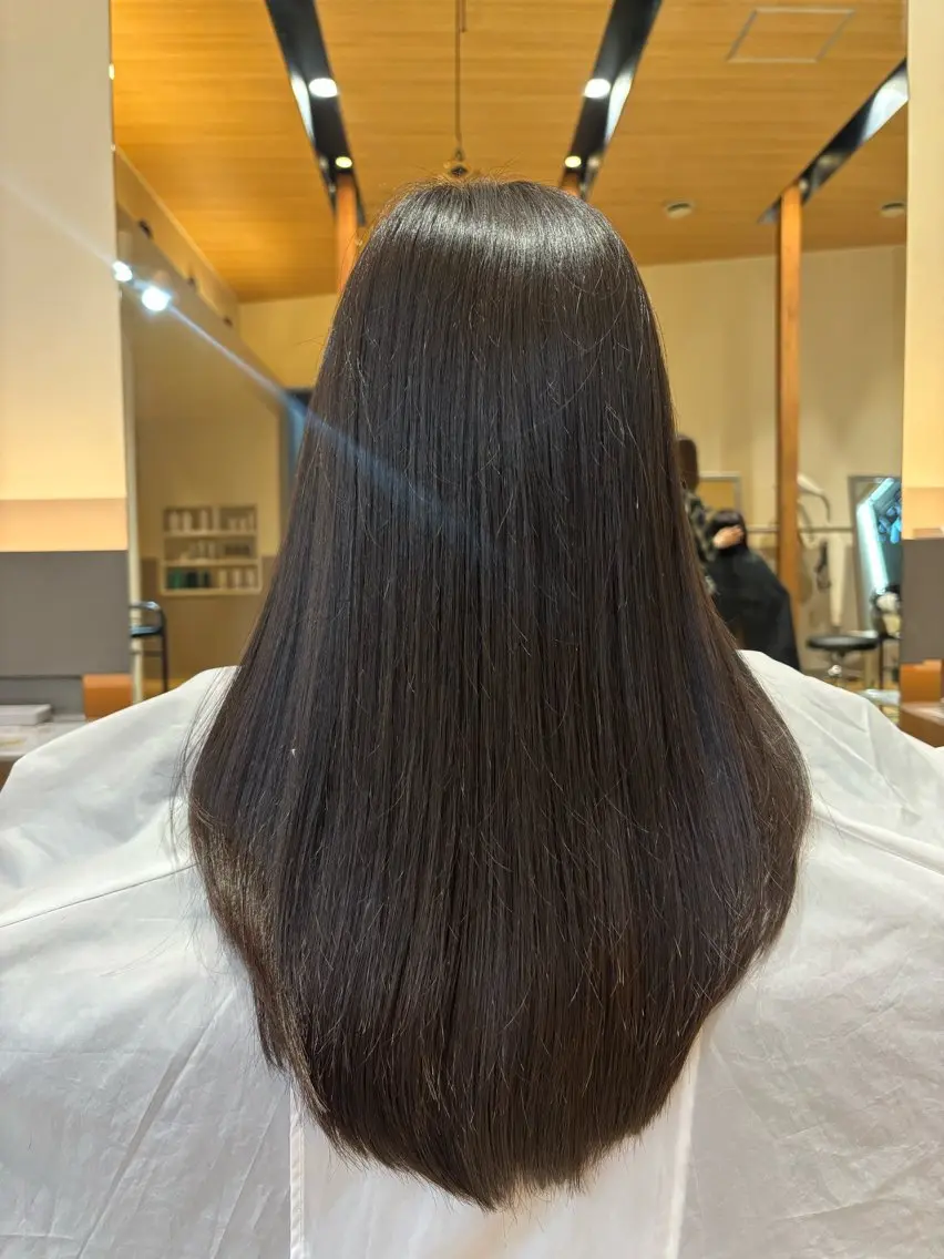 ロング 小原 瑠美那のヘアスタイル