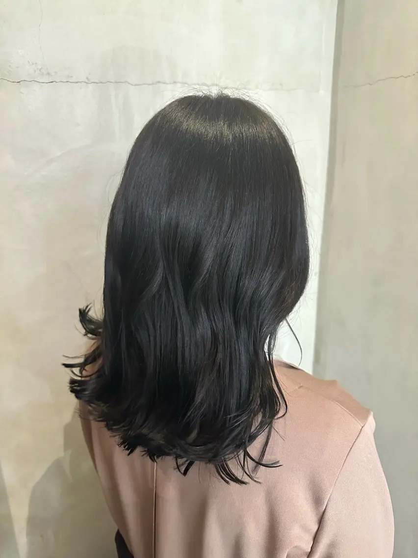 ミディアム van shionのヘアスタイル