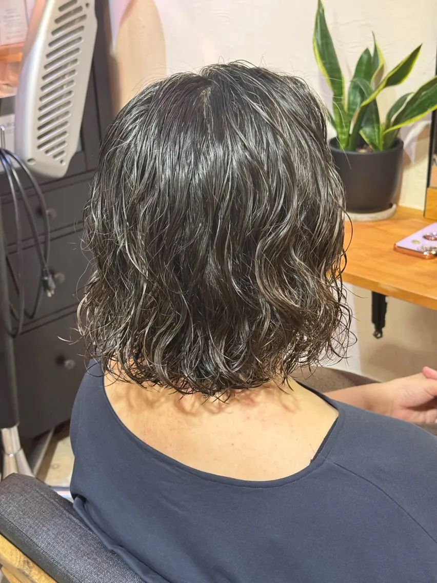 ミディアム ミディアムパーマ 髙木 優花のヘアスタイル