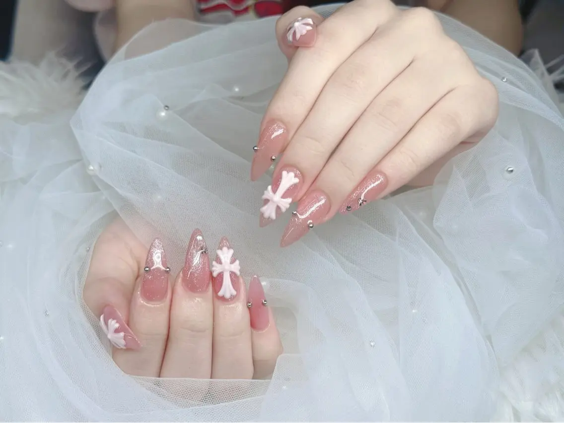 ネイル ガーリー 韓国ネイル 持ち込み ワンホンネイル ハンドネイル GOHOUBI Nail 心斎橋店のネイルデザイン