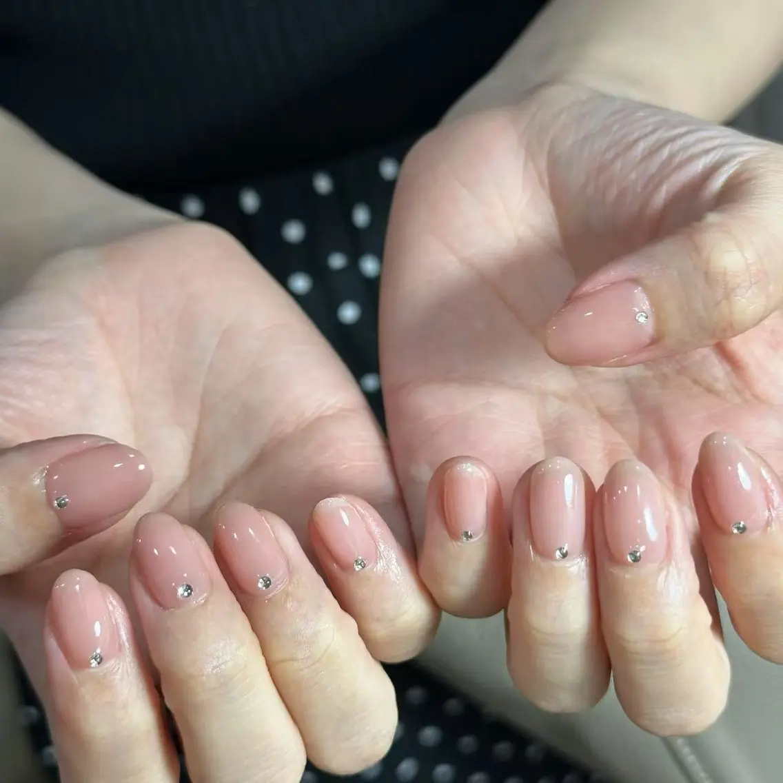 ネイル ストーンネイル Tagi Nail 銀座店のネイルデザイン