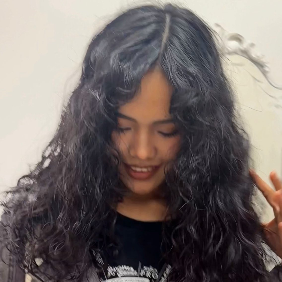 土日限定❤️カット➕海外風スパイラルパーマ👩🦱➕もちup!プレミアムケアトリートメント✨の写真