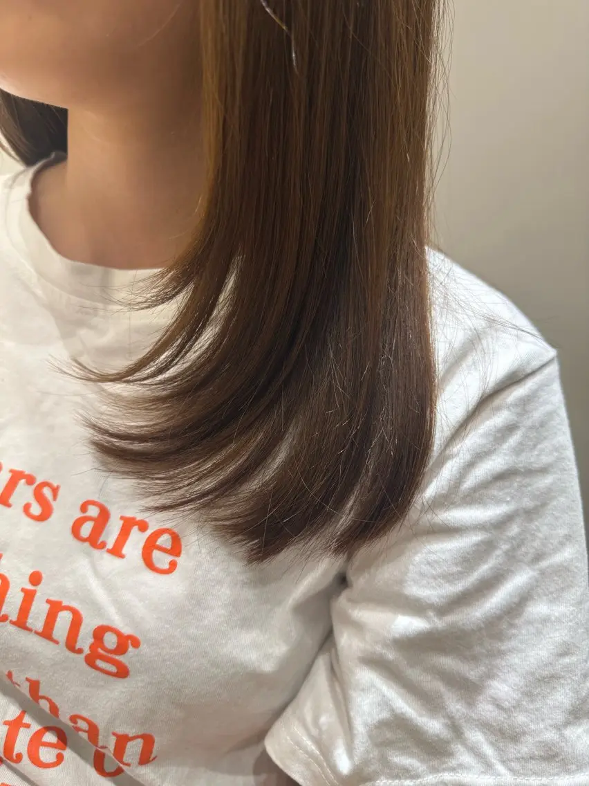 セミロング レイヤーカット カット 黒島優香🦋 /縮毛矯正/髪質改善のヘアスタイル