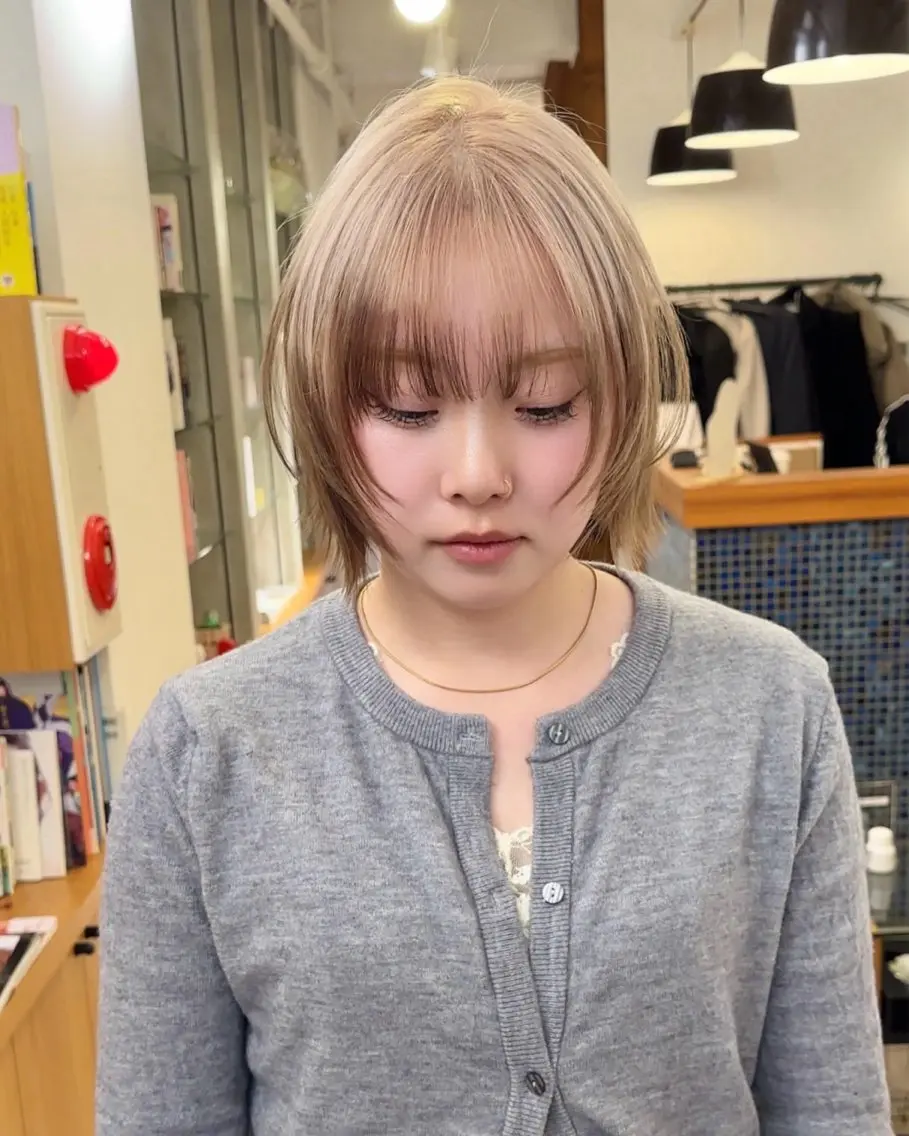 「ハイトーンカラーでお迷いの方⭕️」似合わせカット＋ケアブリーチ+カラーの写真