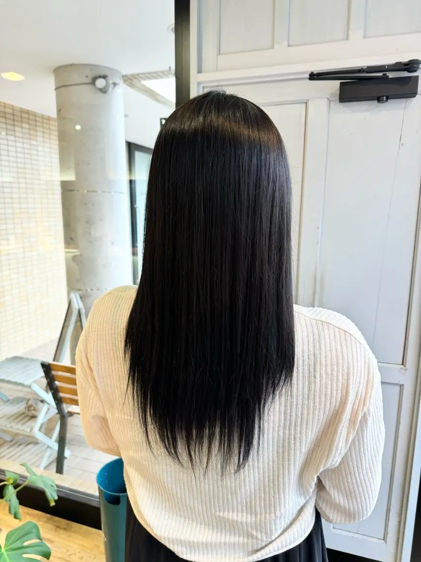 ロング カラー ヘアカラー トリートメント ツキダテ ユイのヘアスタイル