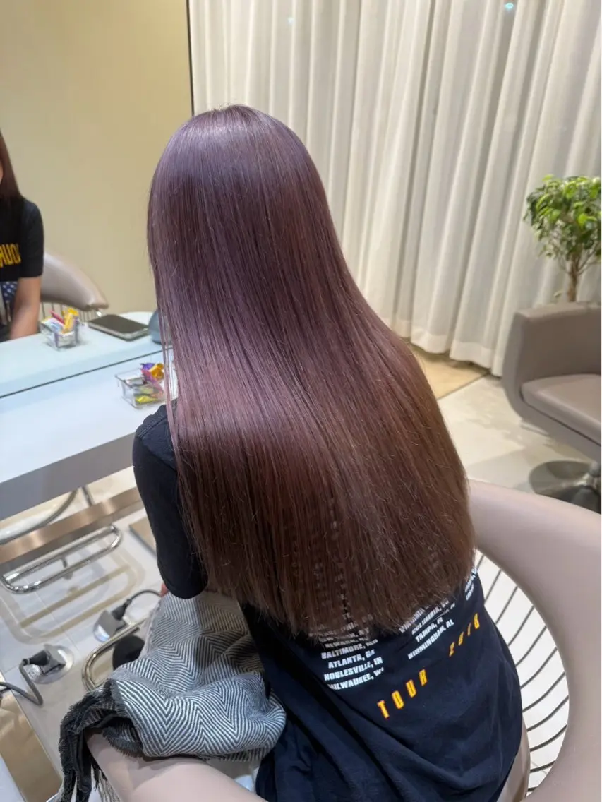 ロング オオカメ ユヅキのヘアスタイル
