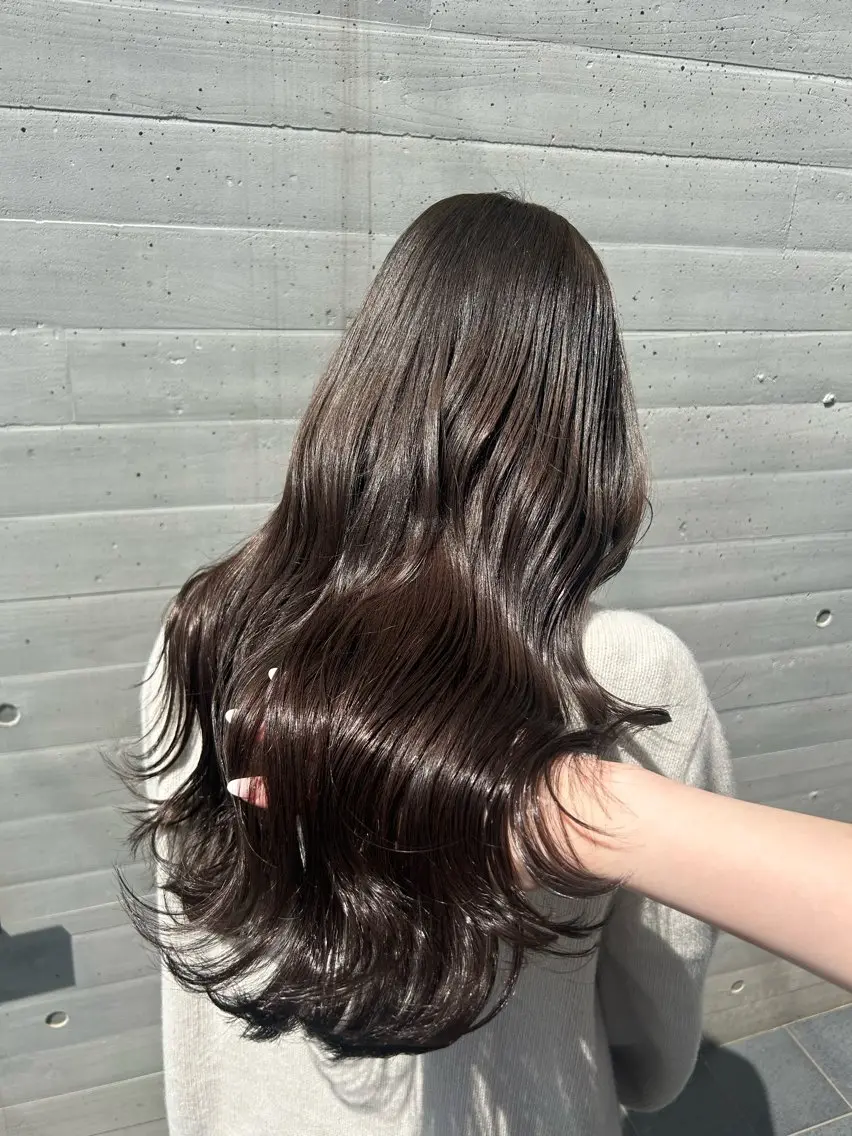 セミロング ヘアカラー トリートメント LOE Yuuka/42🩵のヘアスタイル