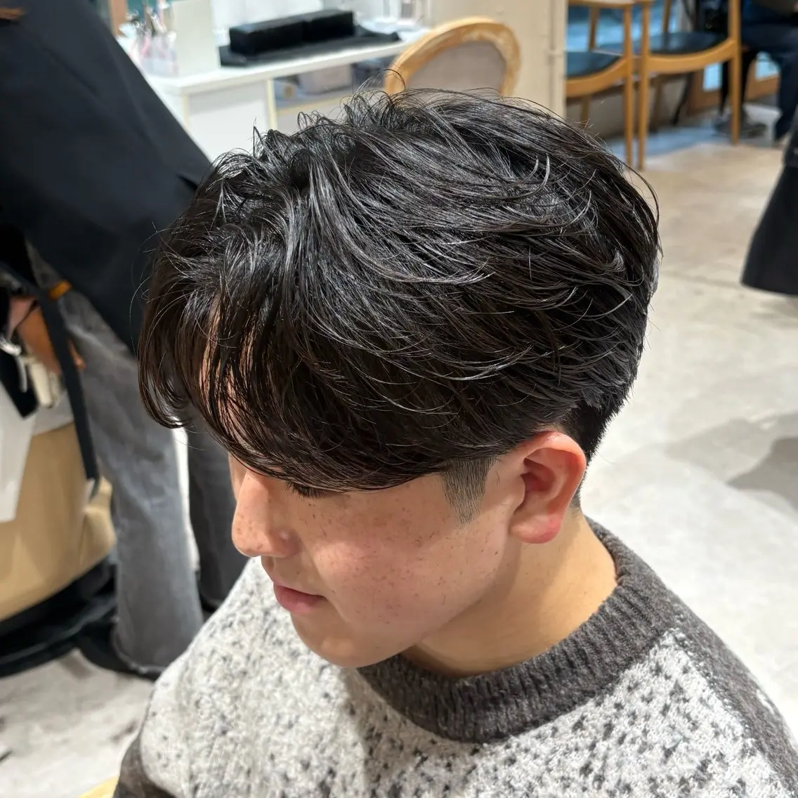 ショート パーマ メンズ フェザーパーマ メンズパーマ カット パーマ ヘッドスパ フェザー/シャドウ/ メッシュパーマのヘアスタイル