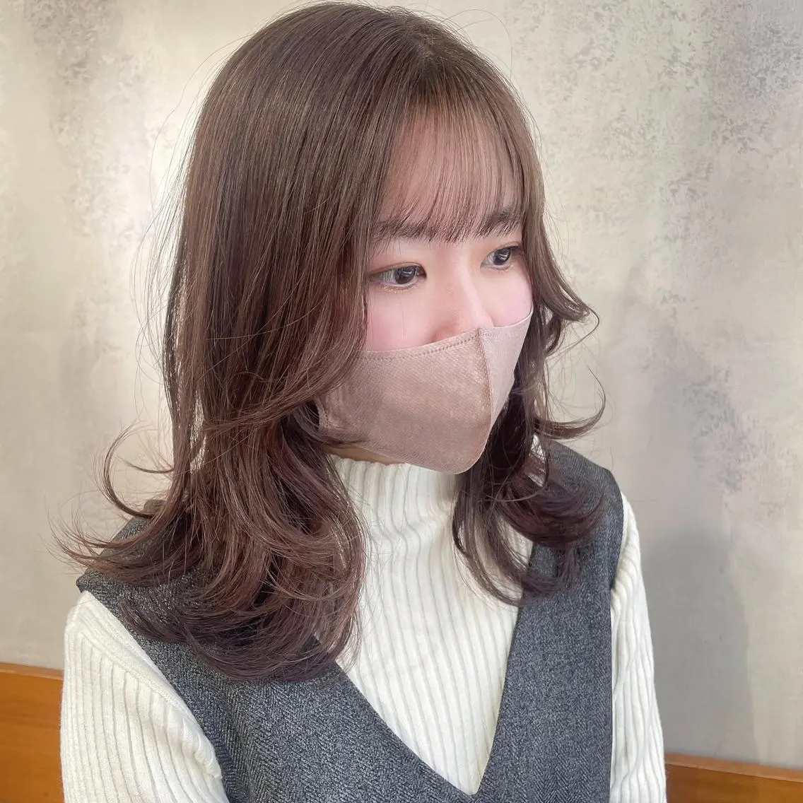 セミロング カラー カット ヘアカラー 梅田美容室 山崎海波のヘアスタイル