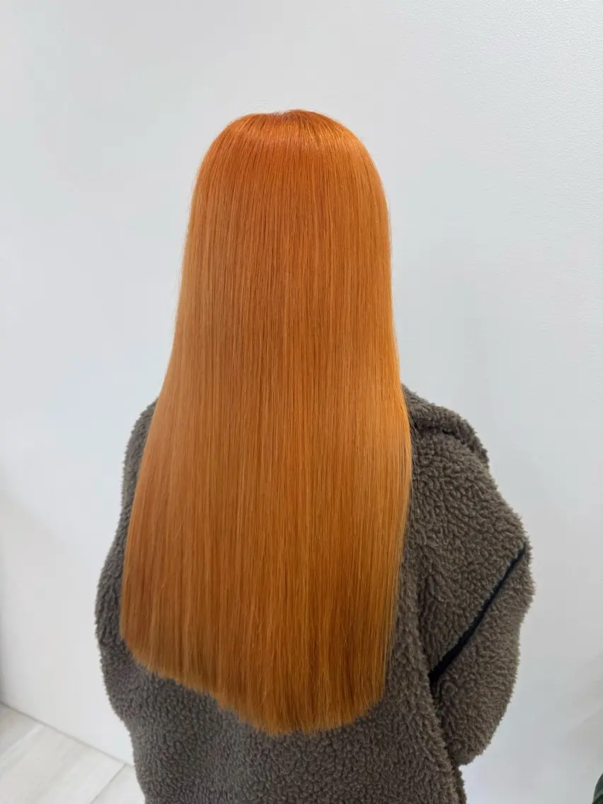 ロング カラー ブリーチ・縮毛矯正 三島佳音のヘアスタイル