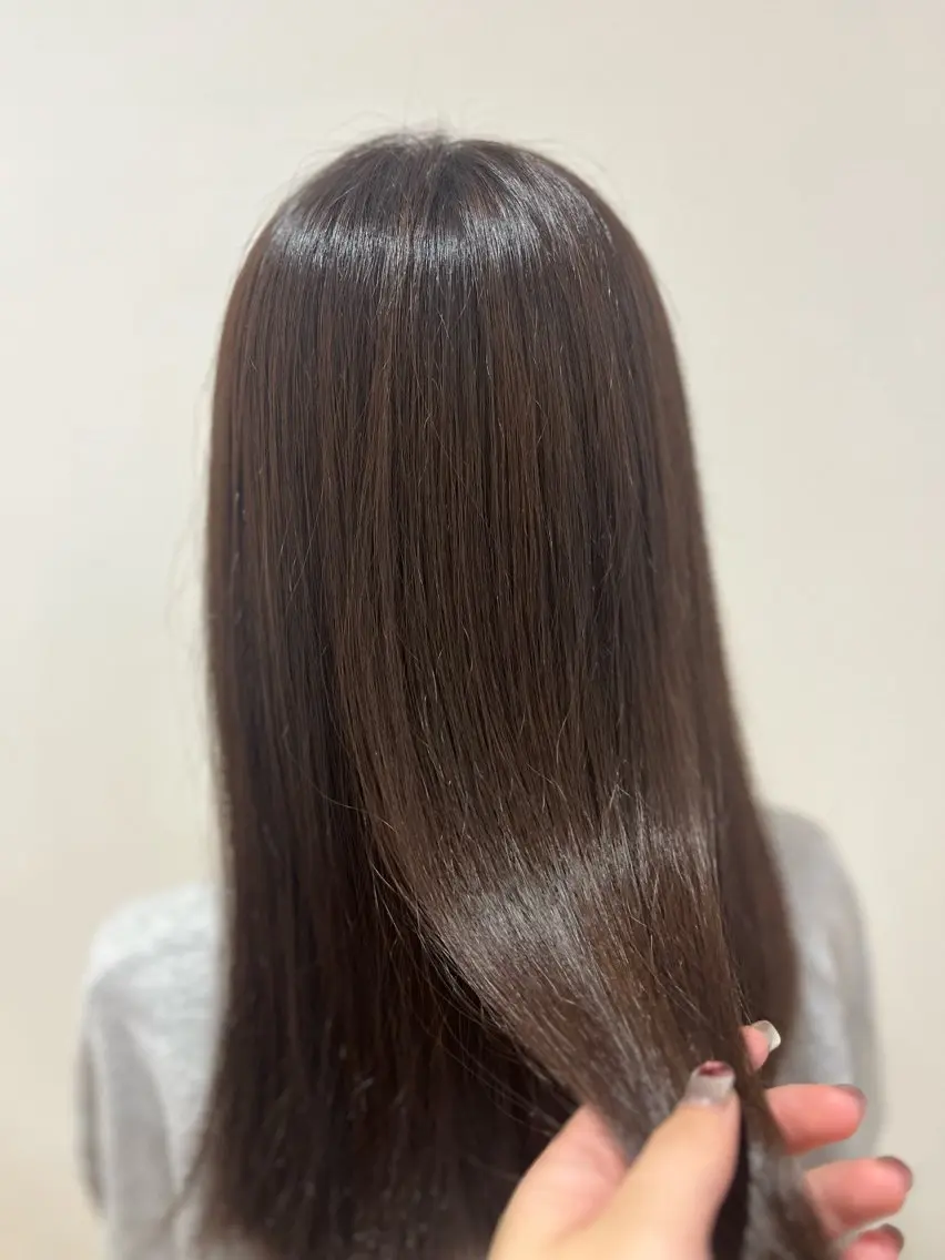 ロング カラー 水野 真伽のヘアスタイル